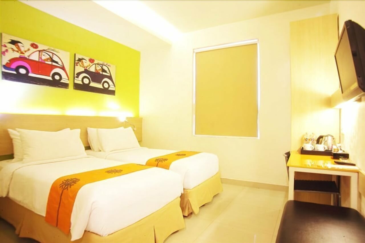 Фото Avira Hotel Makassar