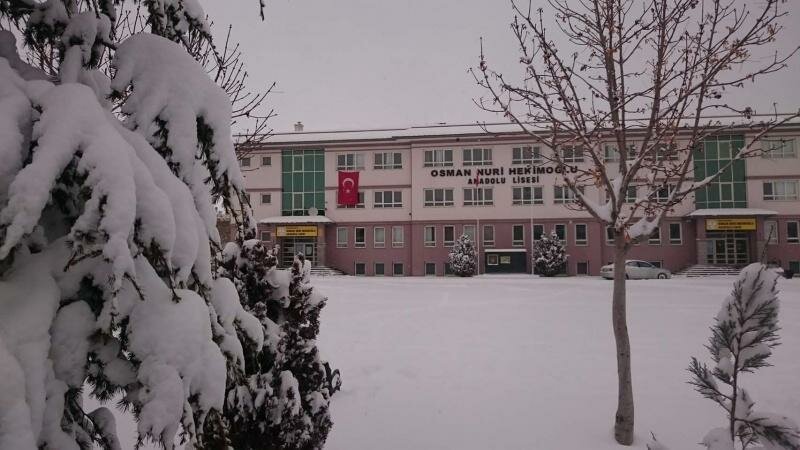 Sports hall, gym Osman Nuri Hekimoglu Anatolian High School Canteen, Konya, photo