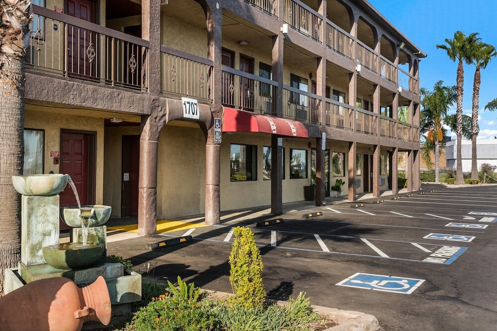 Фото Red Roof Inn Stockton