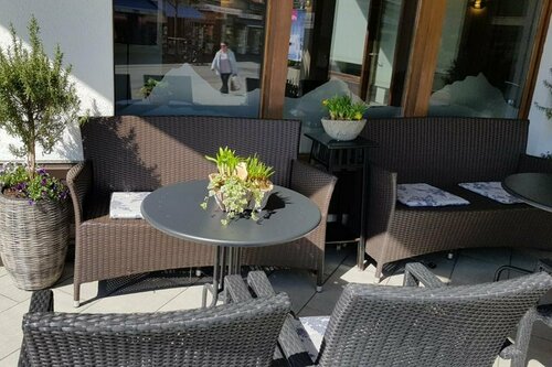 Гостиница Hotel Bernerhof в Интерлакене