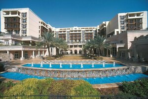 Гостиница Movenpick Resort & Residence Aqaba