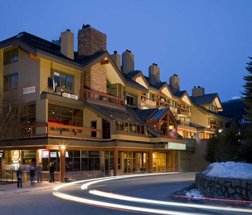Внешний вид отеля Whistler Village Inn And Suites в Муниципалитете курорте Уистлере, фото 1