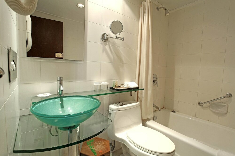 Фото Bell Tower Hotel Xian