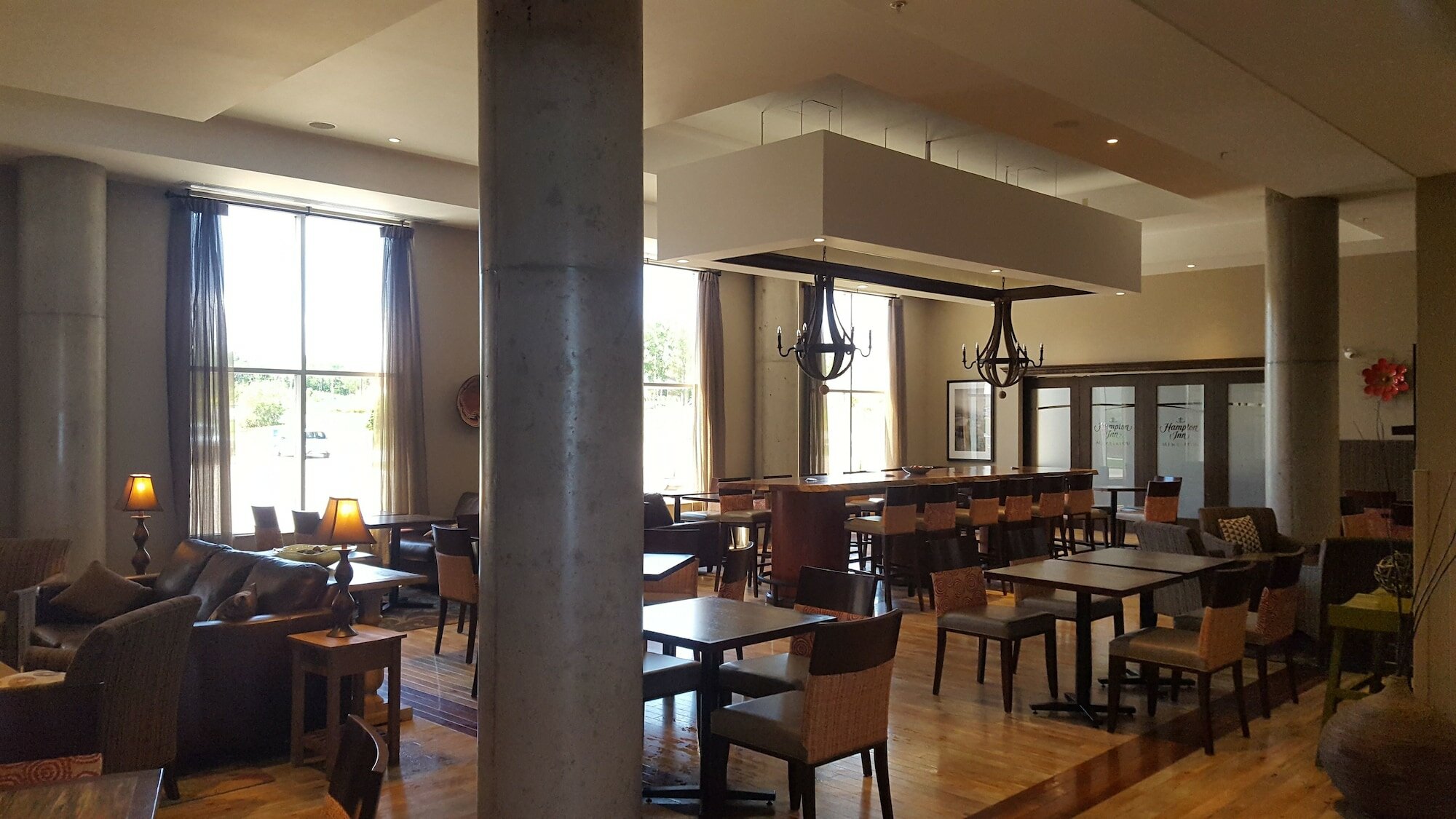 Фото Hampton Inn by Hilton Sydney