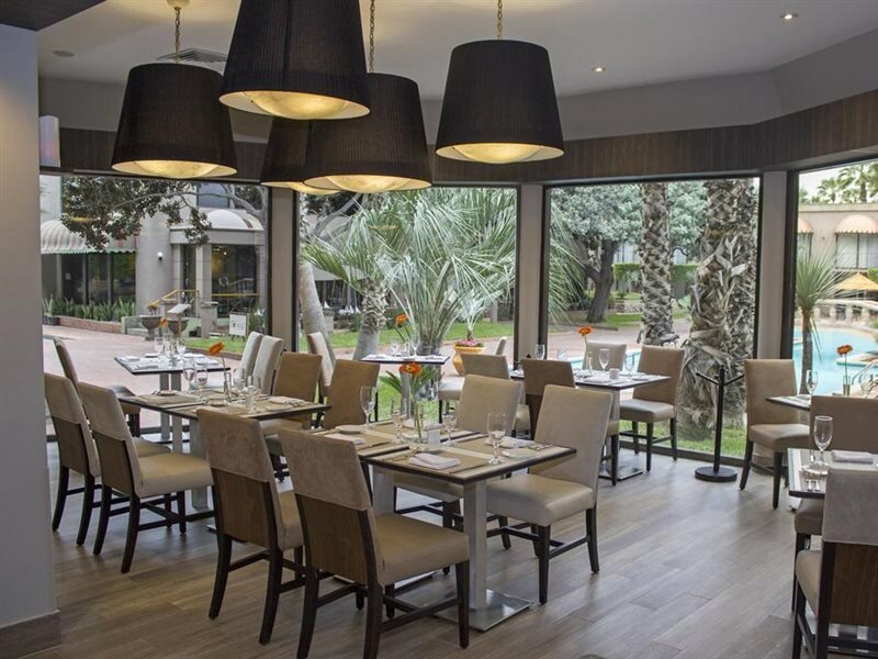 Фото Hotel Lucerna Tijuana