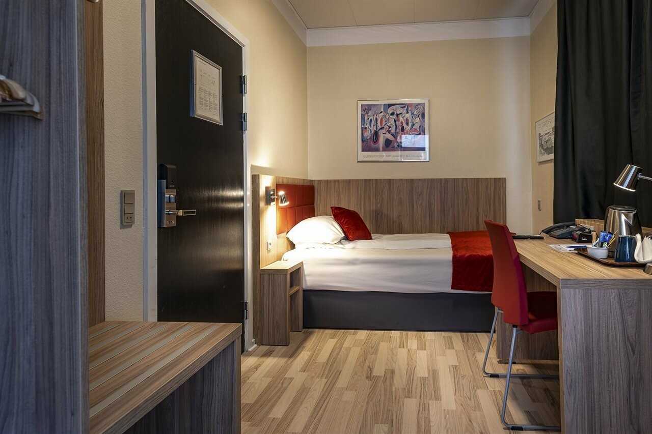 Фото Prinsen Hotel