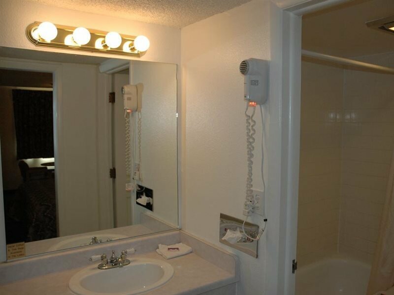 Фото Knights Inn Cedar City