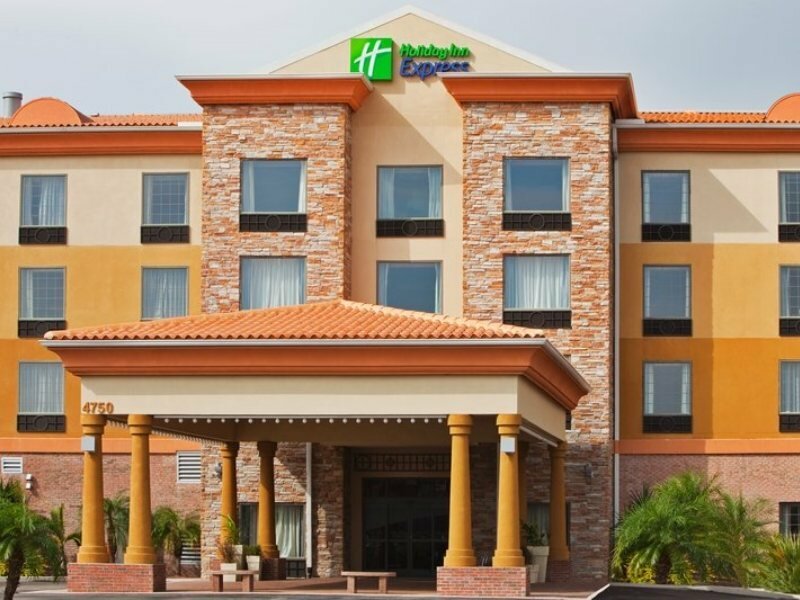 Фото Country Inn & Suites by Radisson, Tampa Rj Stadium