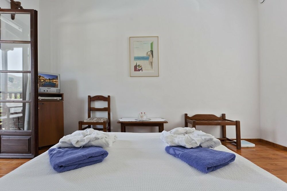 Фото Hotel Dionyssos