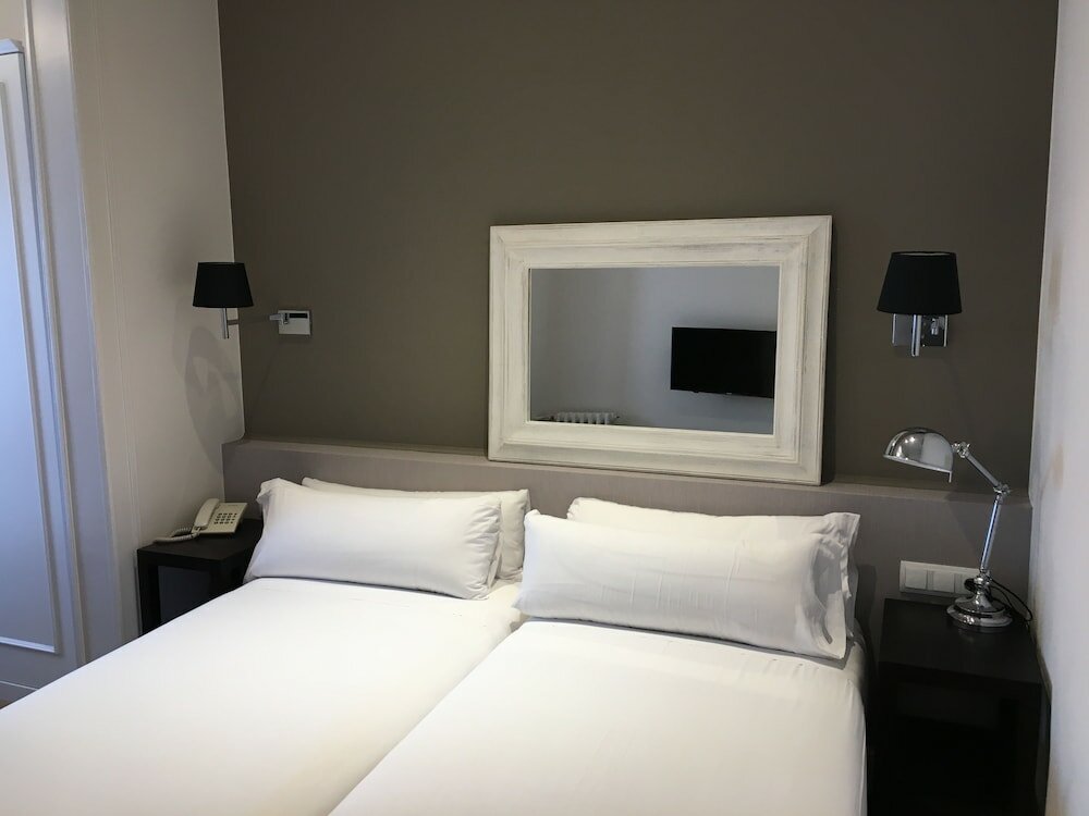 Фото Meson Castilla Atiram