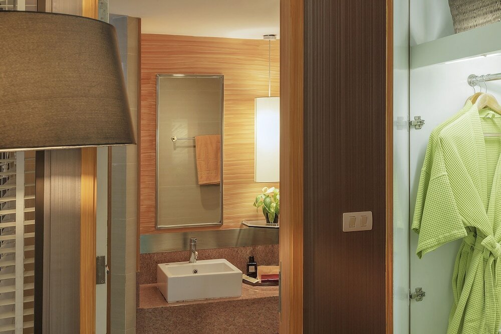 Фото Tango Vibrant Living Hotel