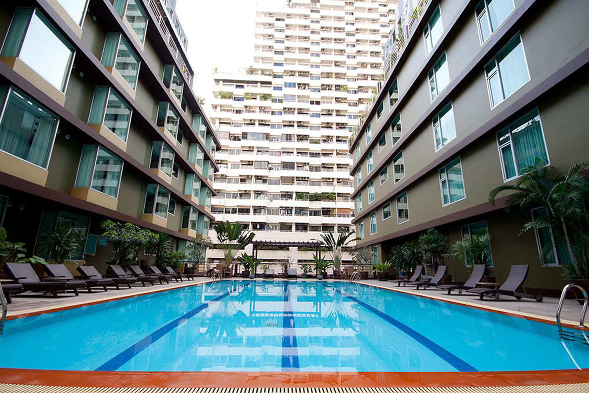 Фото Dynasty Grande Hotel