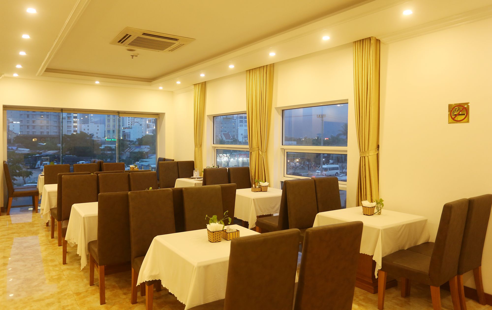 Фото Royal Family Hotel Da Nang