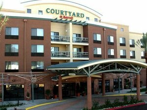 Гостиница Courtyard by Marriott Los Angeles Burbank Airport