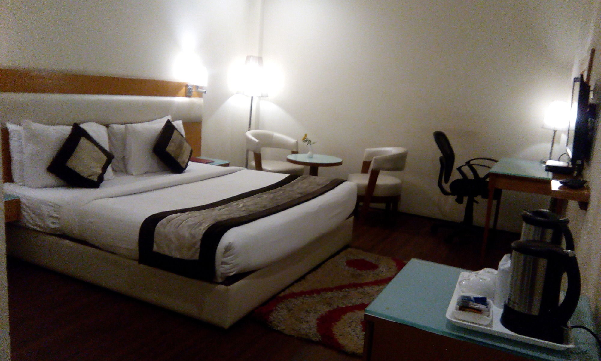 Фото Hotel Ramhan Palace