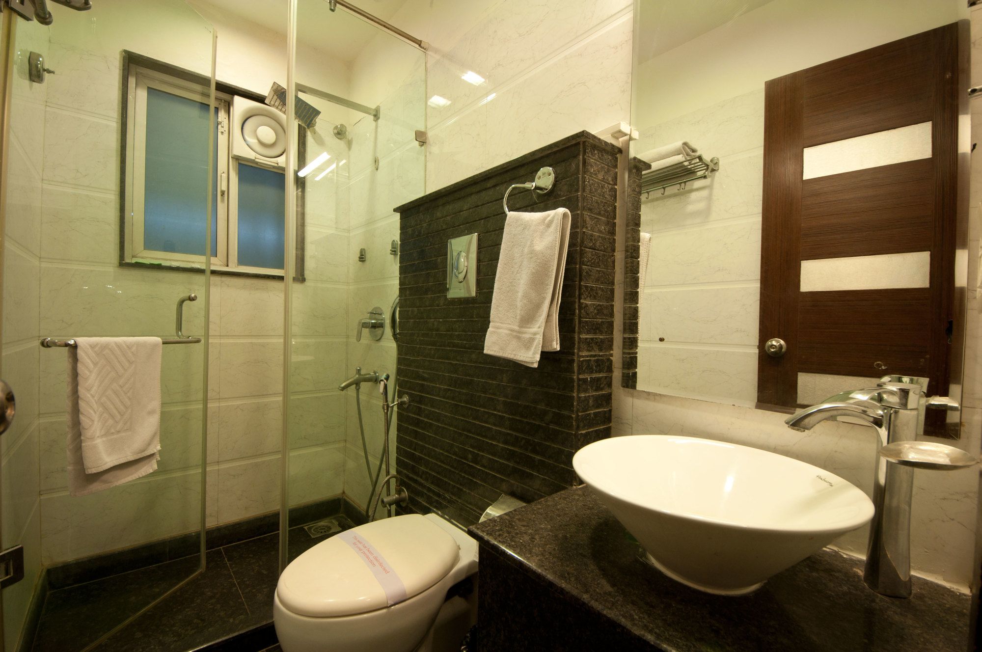 Фото Hotel Amaltas International by Orion Hotels