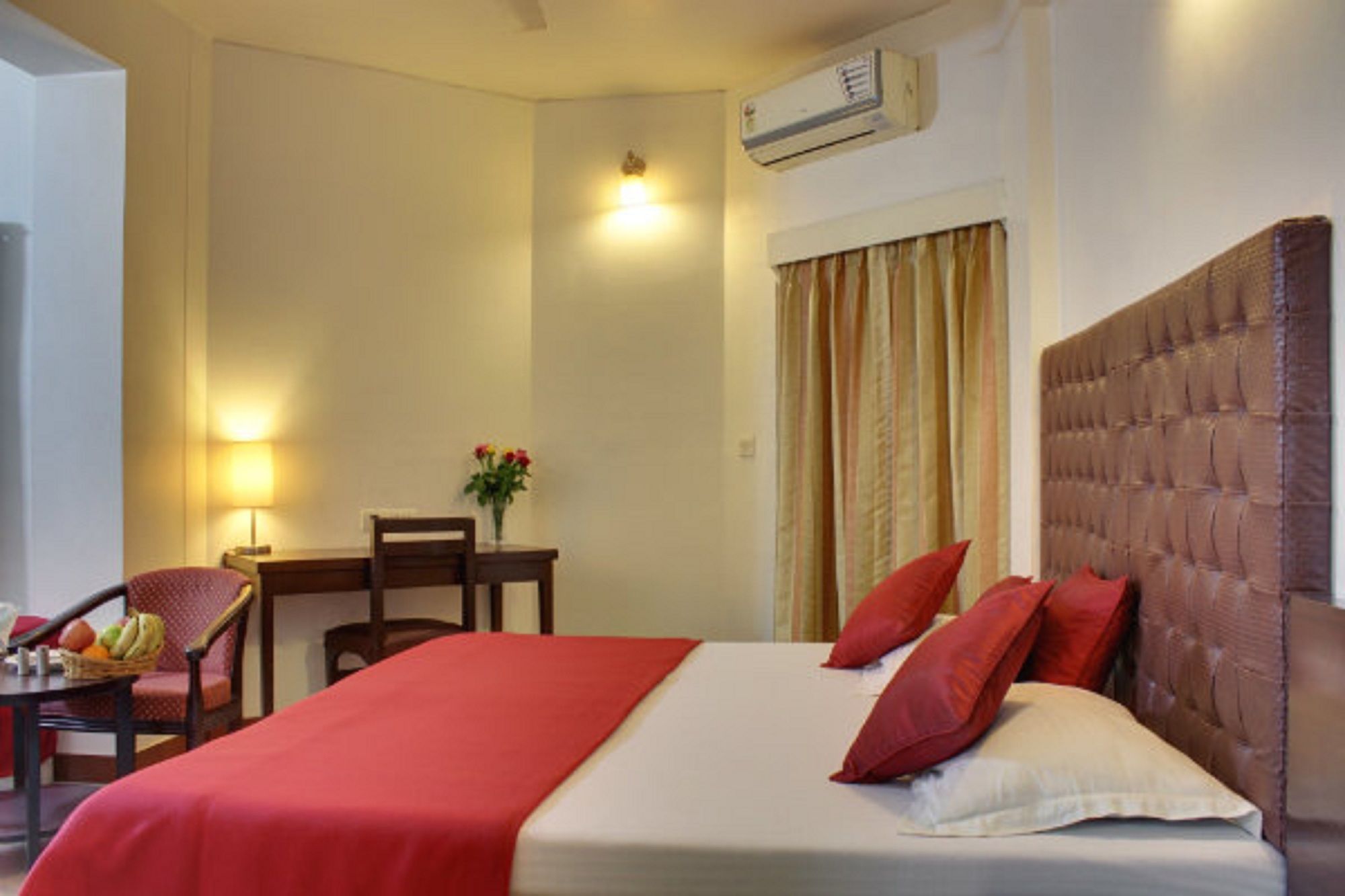 Фото Hotel Shikha Jaipur City Centre