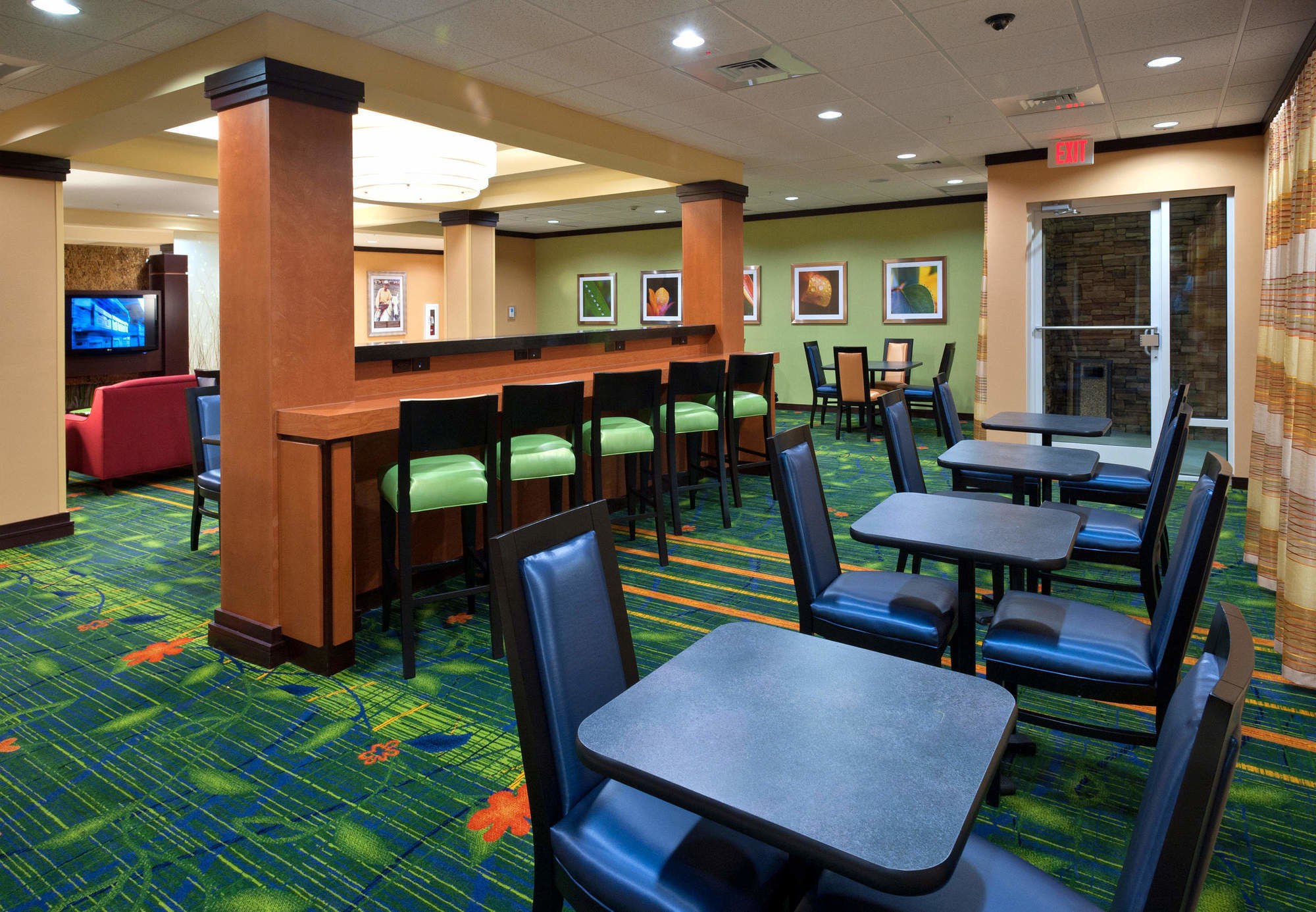 Фото Fairfield Inn & Suites by Marriott Tallahassee Central