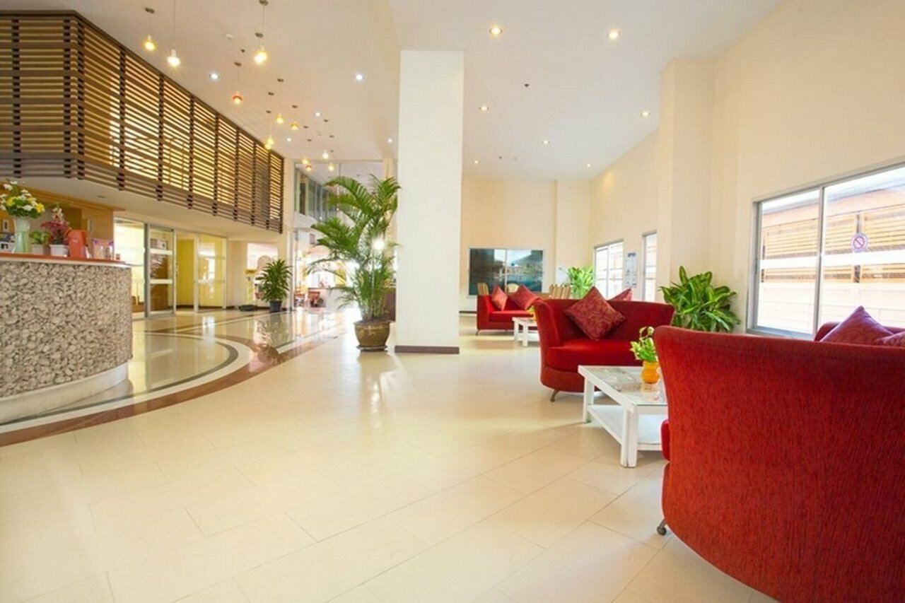 Фото Eastiny Plaza hotel