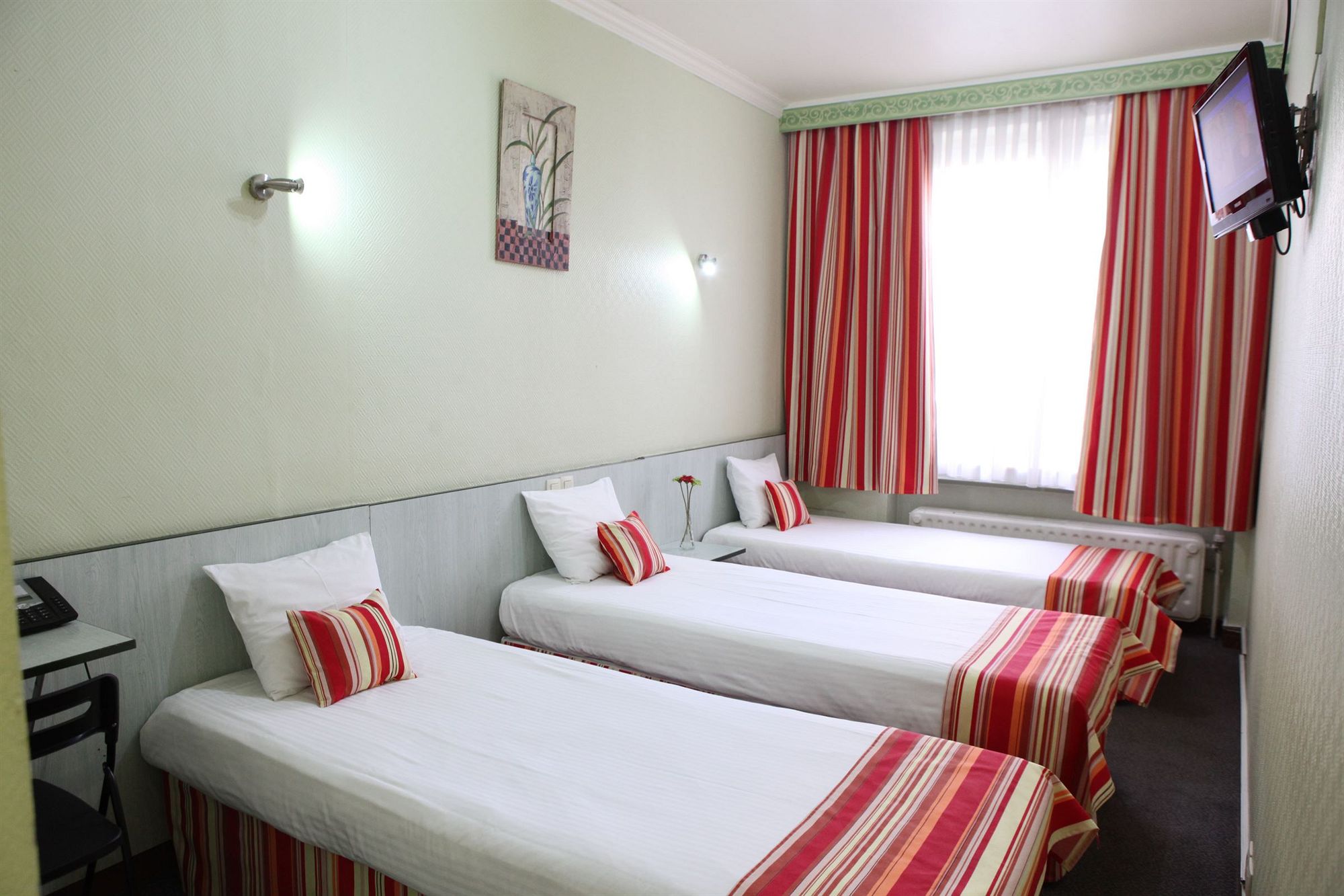 Фото Hotel de France