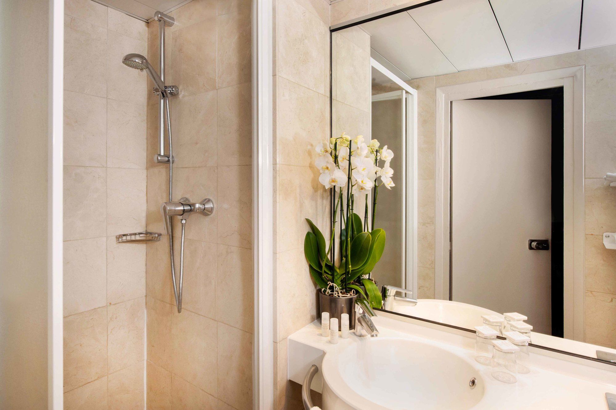 Фото Hôtel L de Lutèce