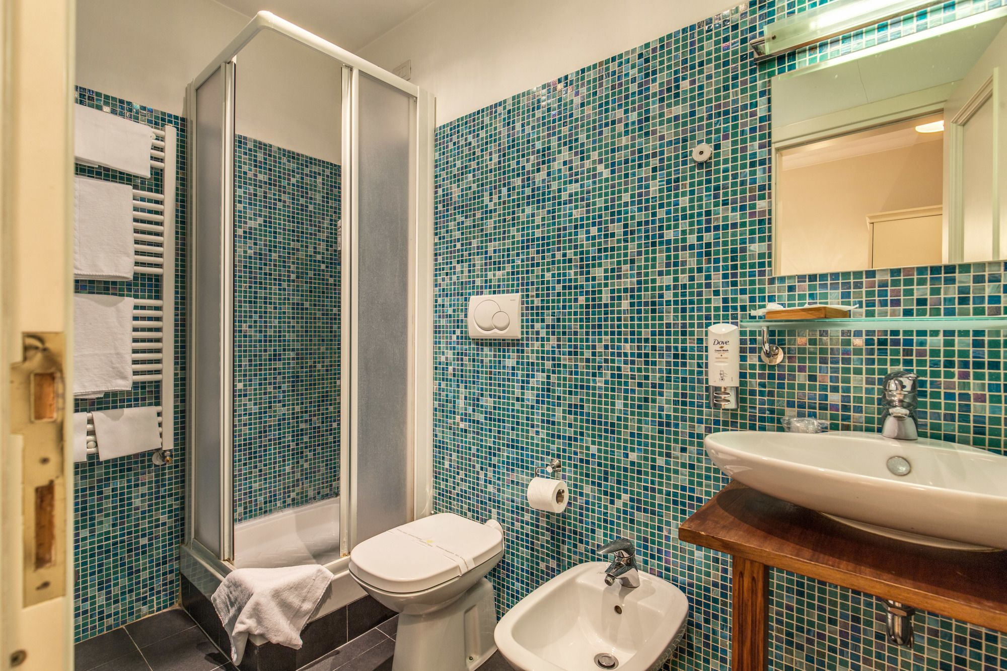 Фото Flann O'Brien Rooms