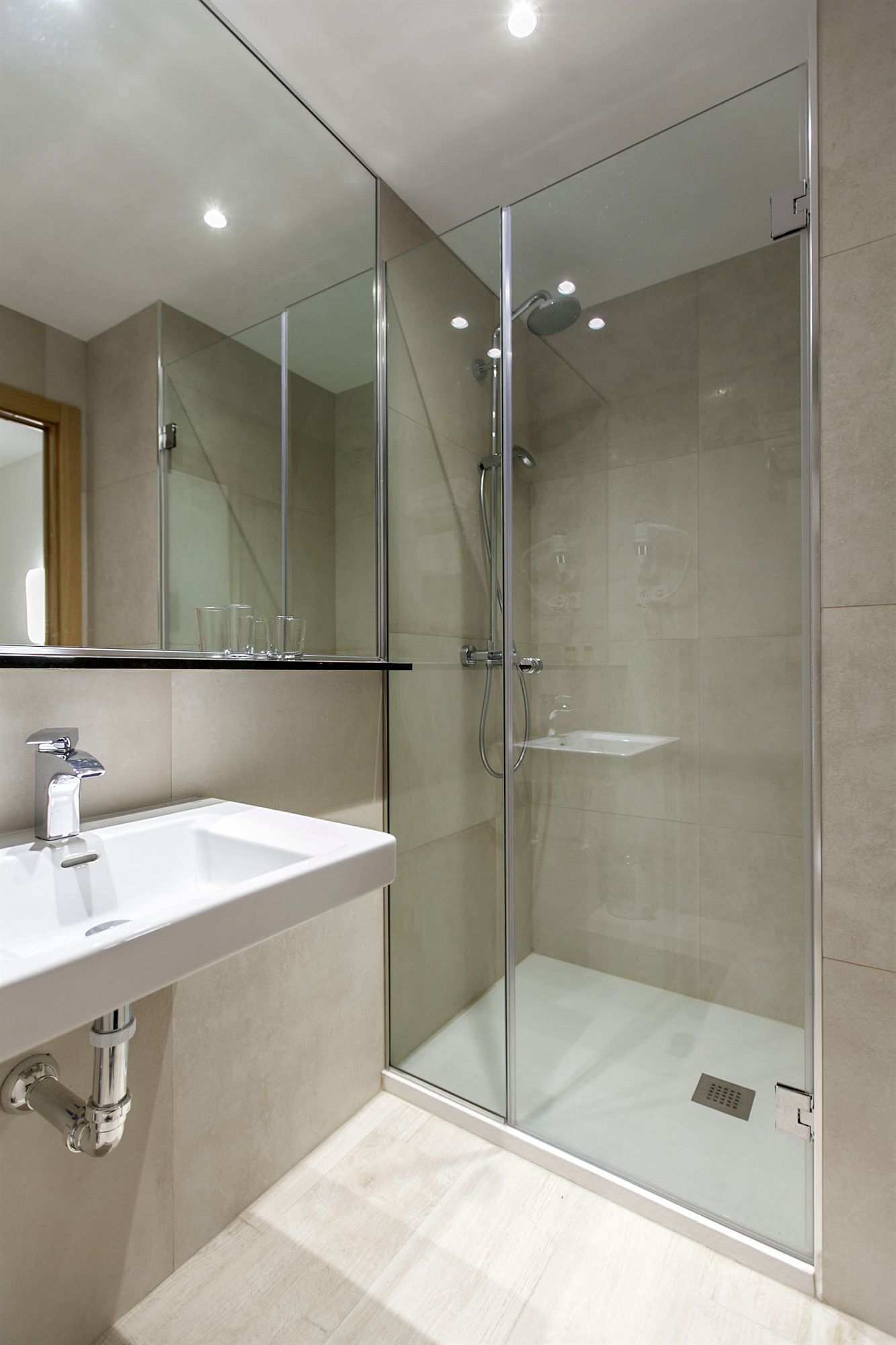 Фото Hostal Castilla II Puerta del Sol