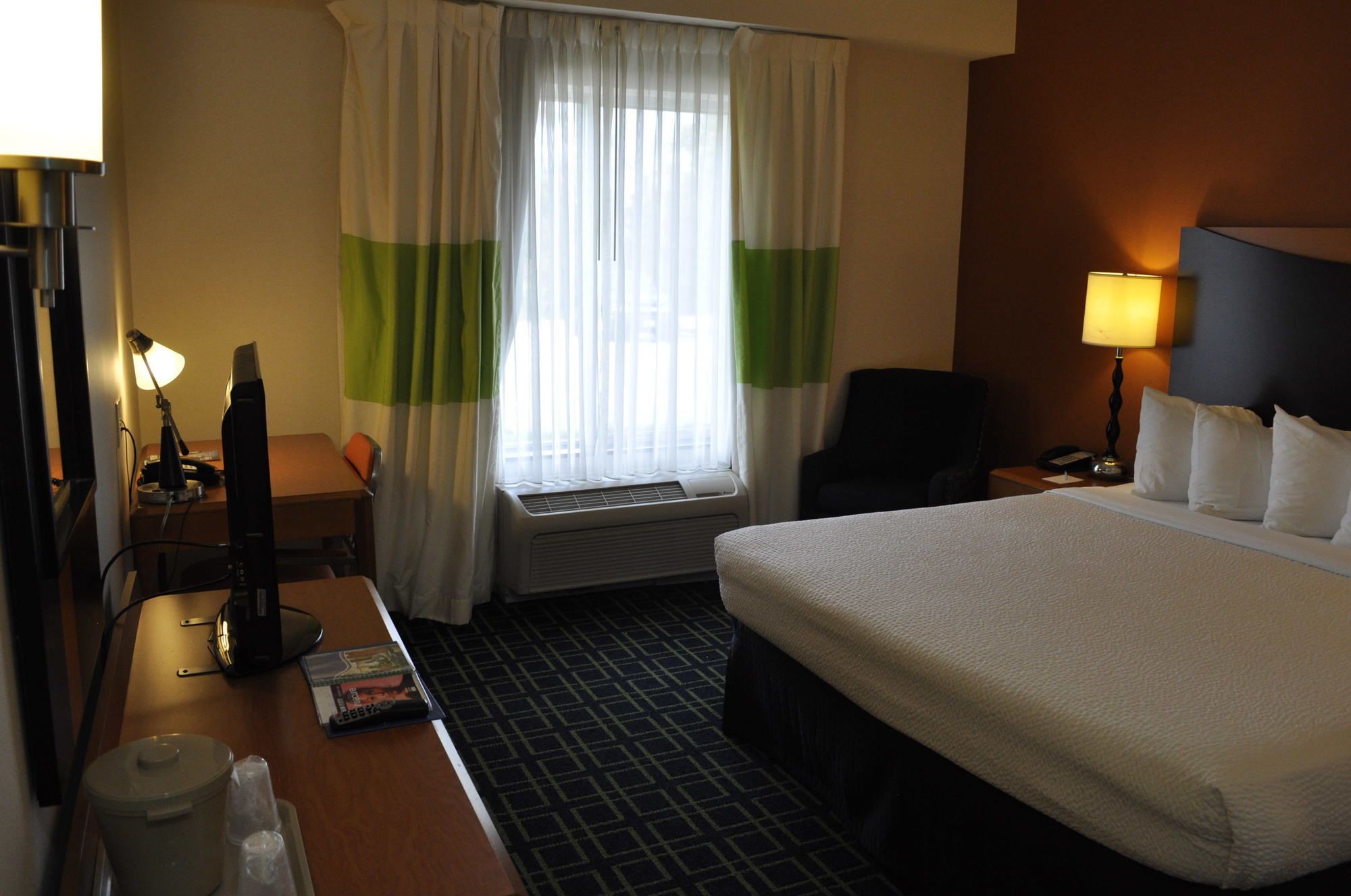 Фото Fairfield Inn & Suites by Marriott Columbia