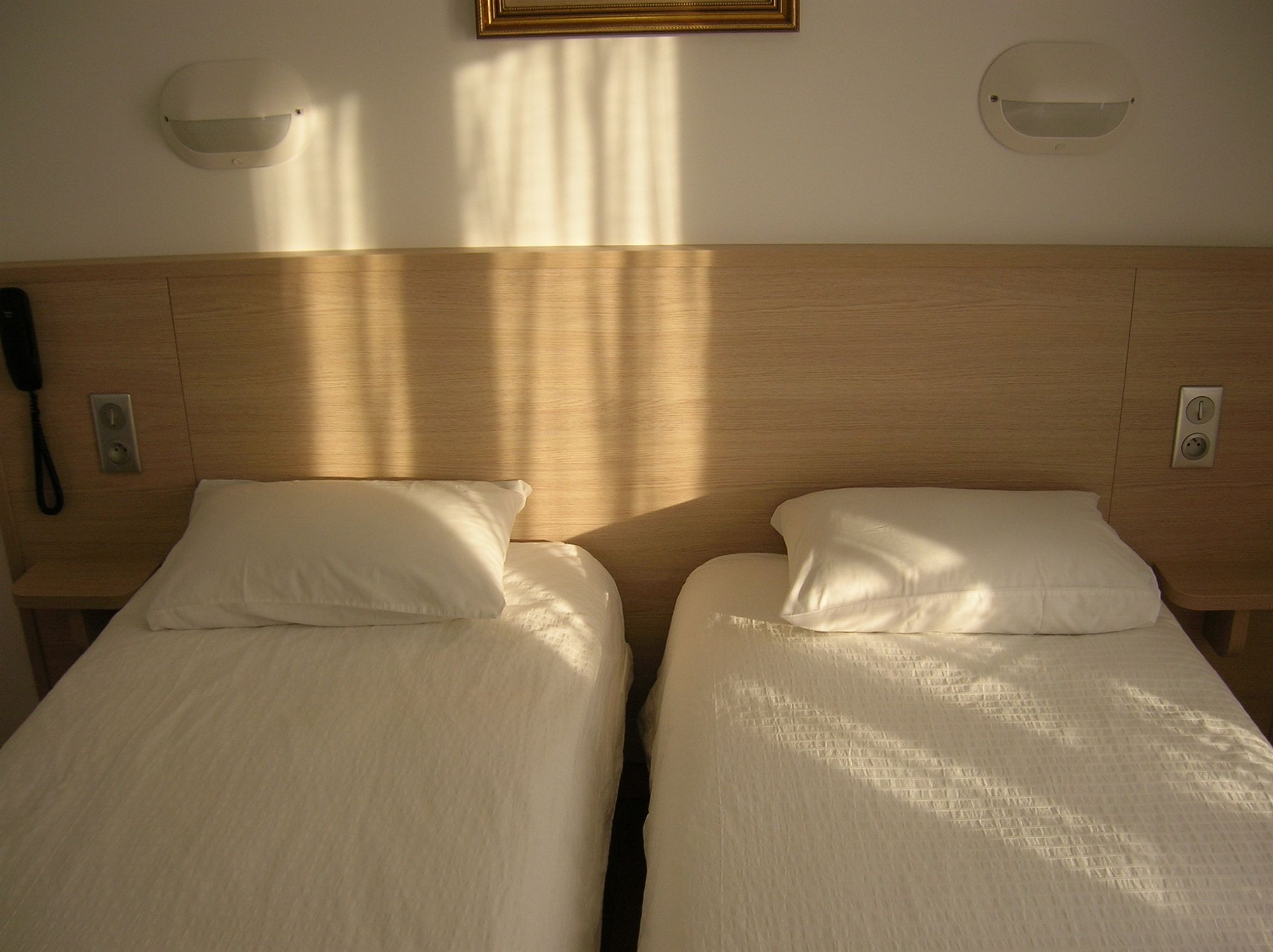 Фото Hotel Darcet Paris