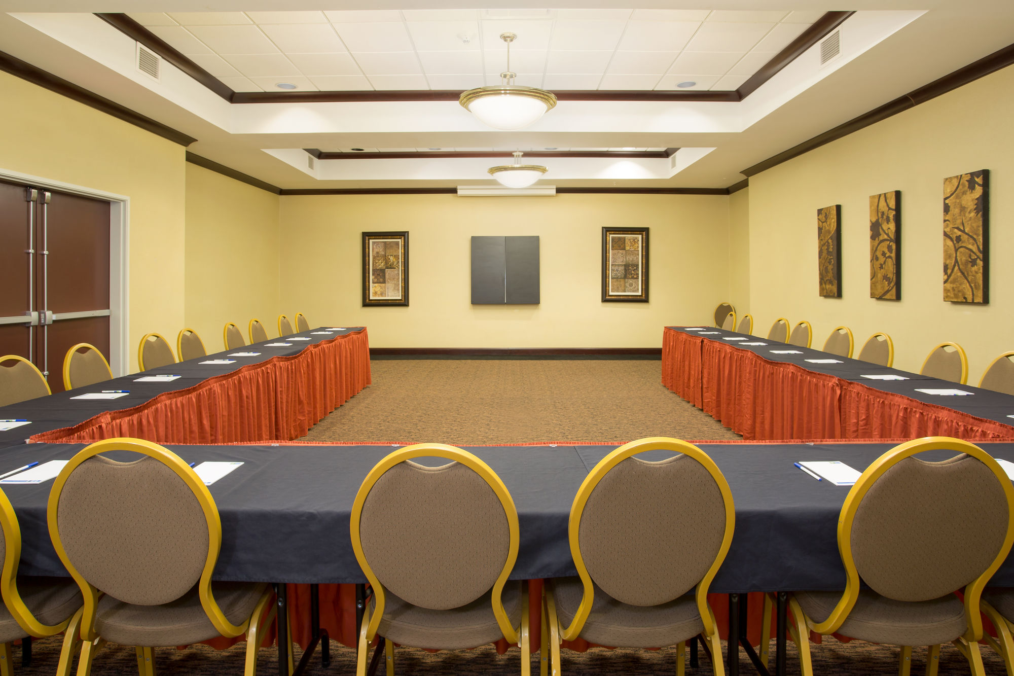 Фото Holiday Inn Express Lexington North-Georgetown, an Ihg Hotel