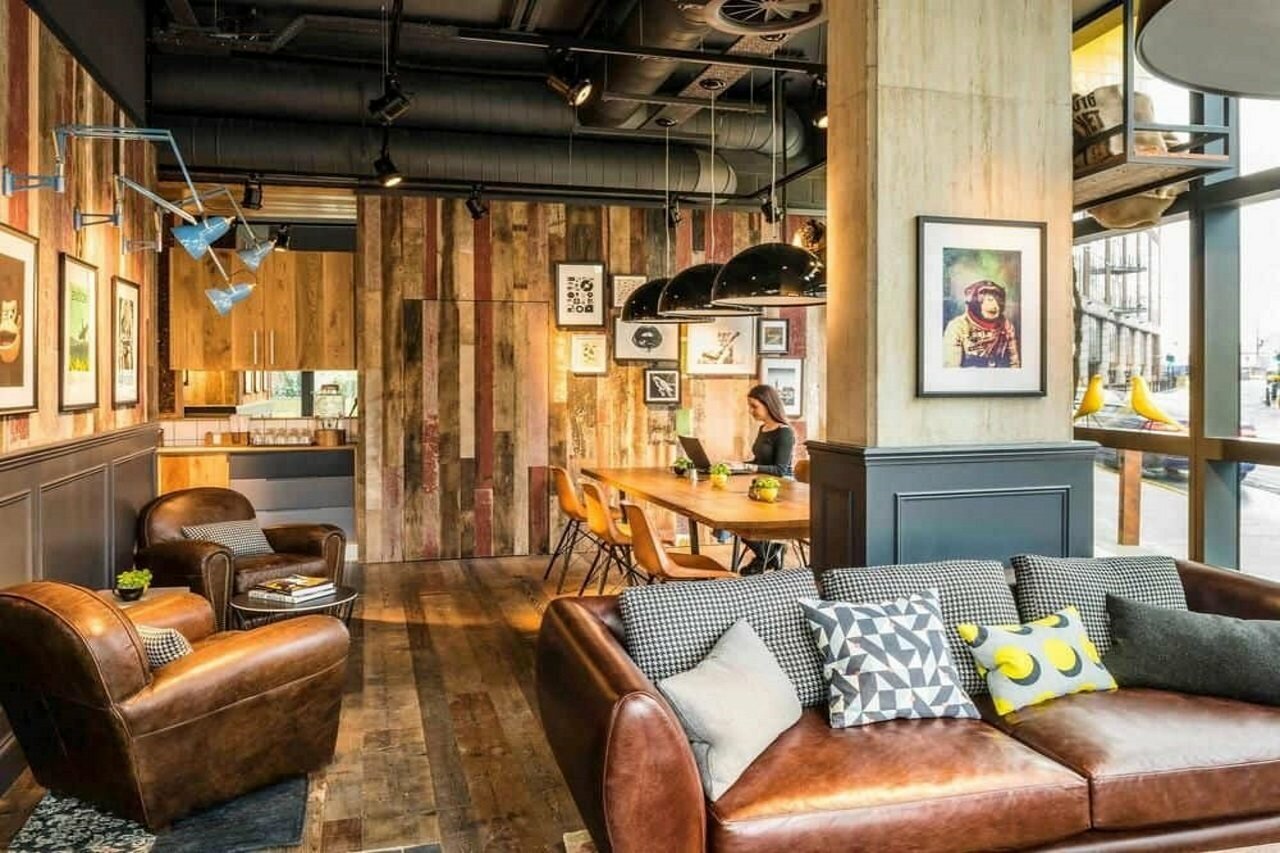 Фото Novotel London Canary Wharf
