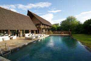 Гостиница Cresta Mowana Safari Resort