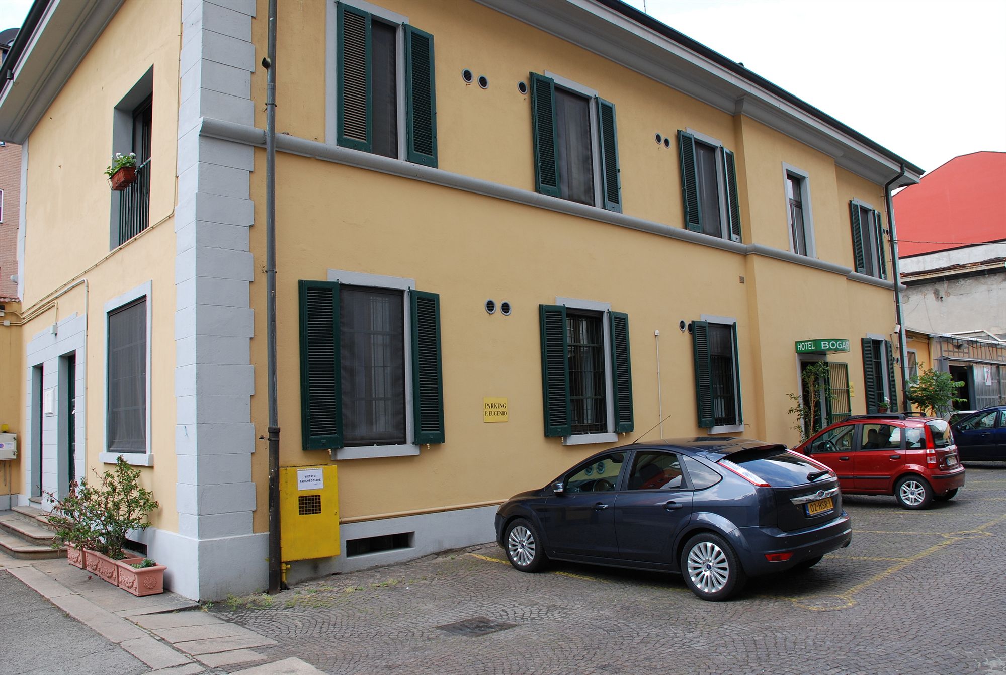 Фото Hotel Bogart 2