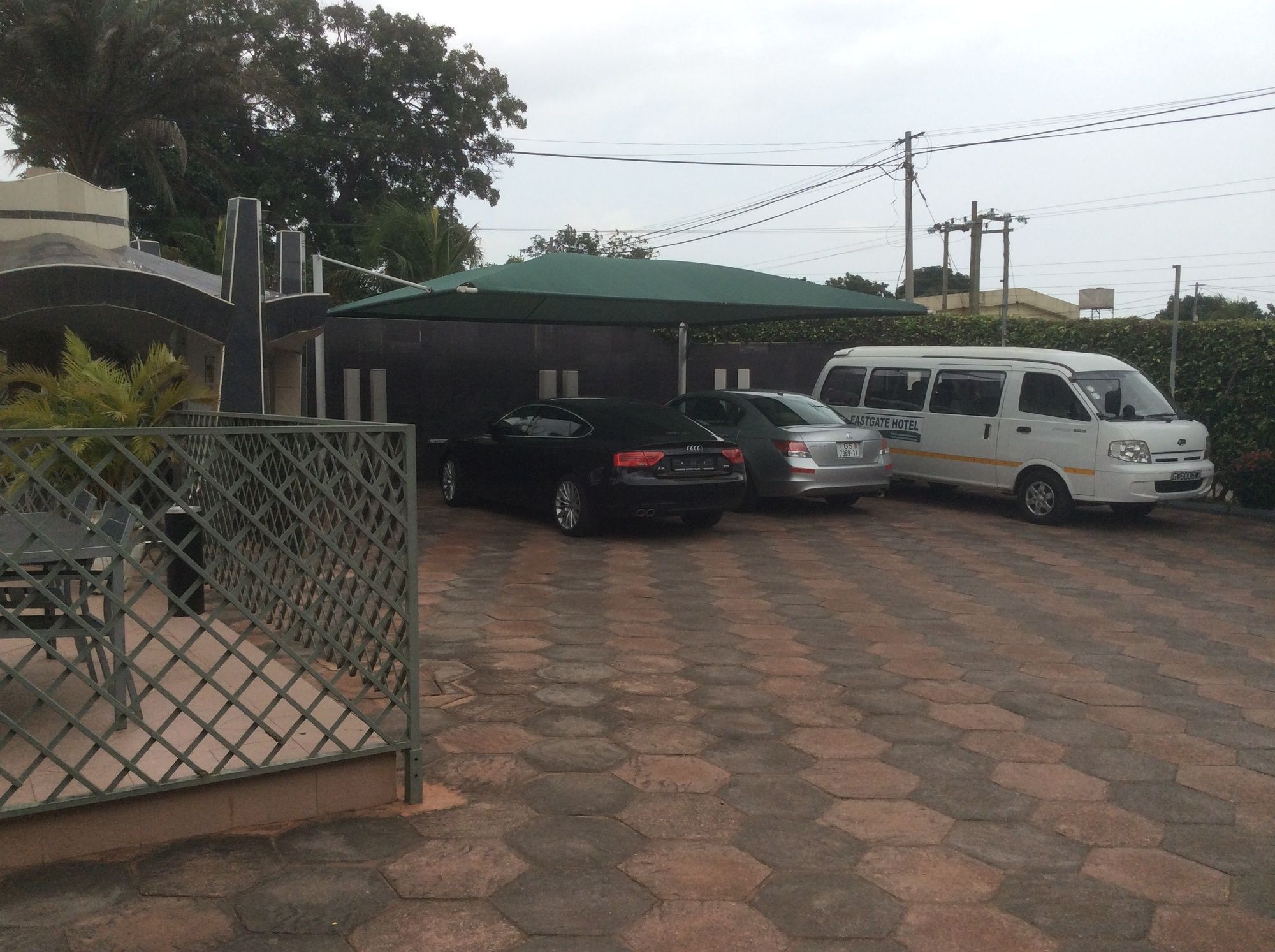 Фото Eastgate Hotel