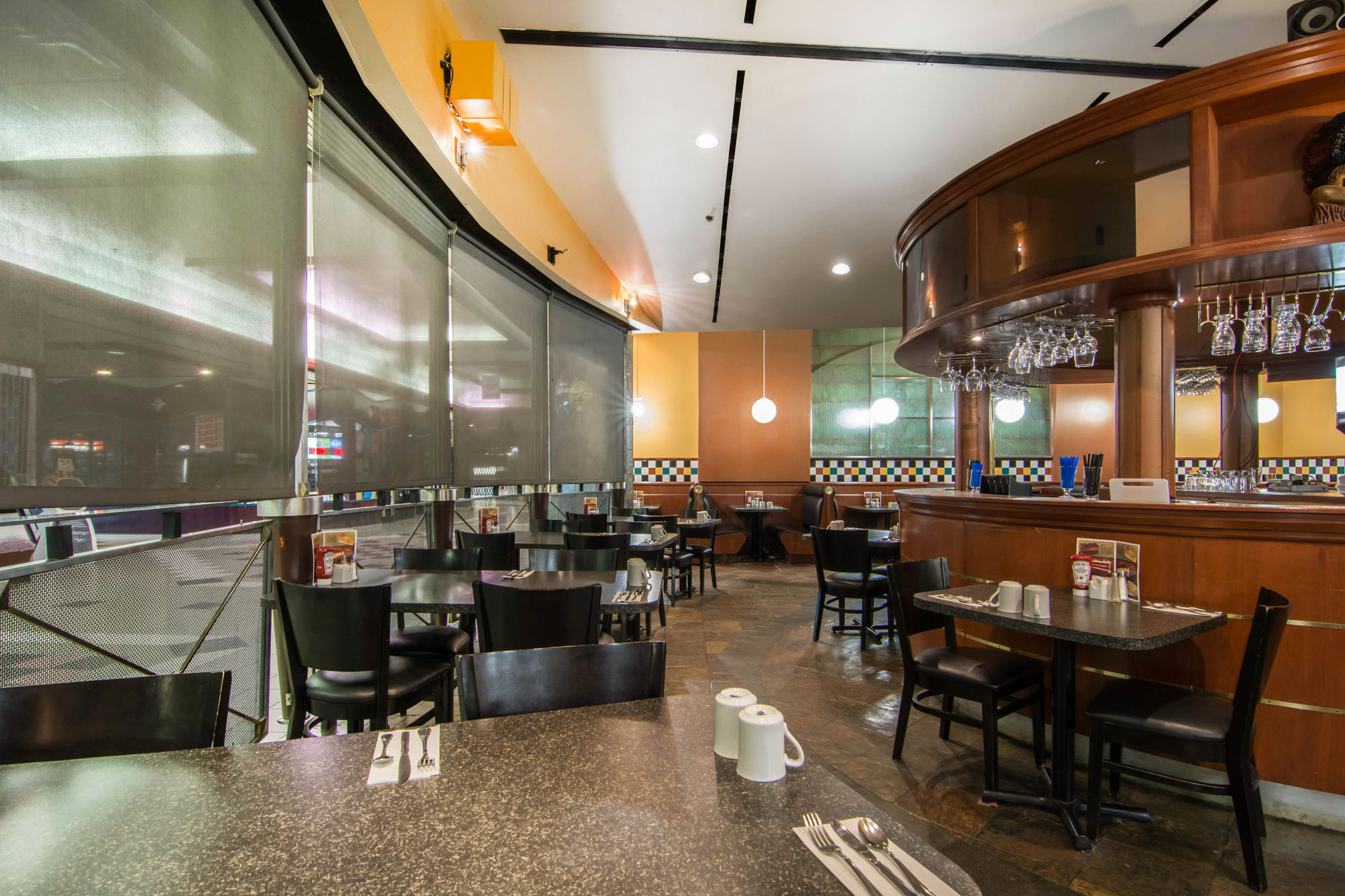 Фото Quality Inn & Suites Yellowknife