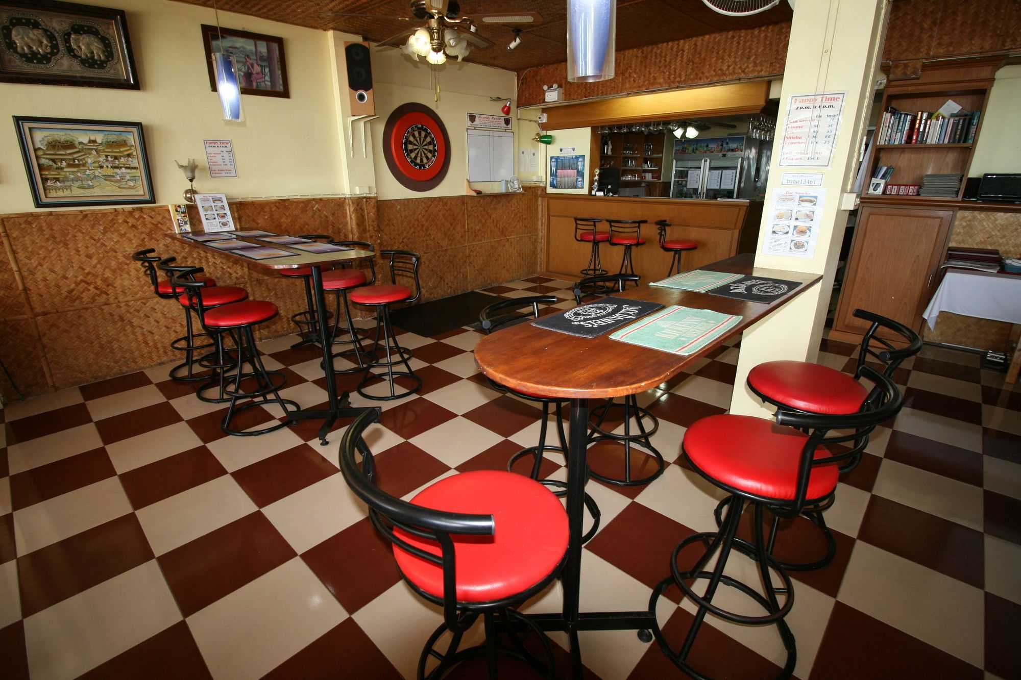 Фото Beachfront Hotel Cha Am