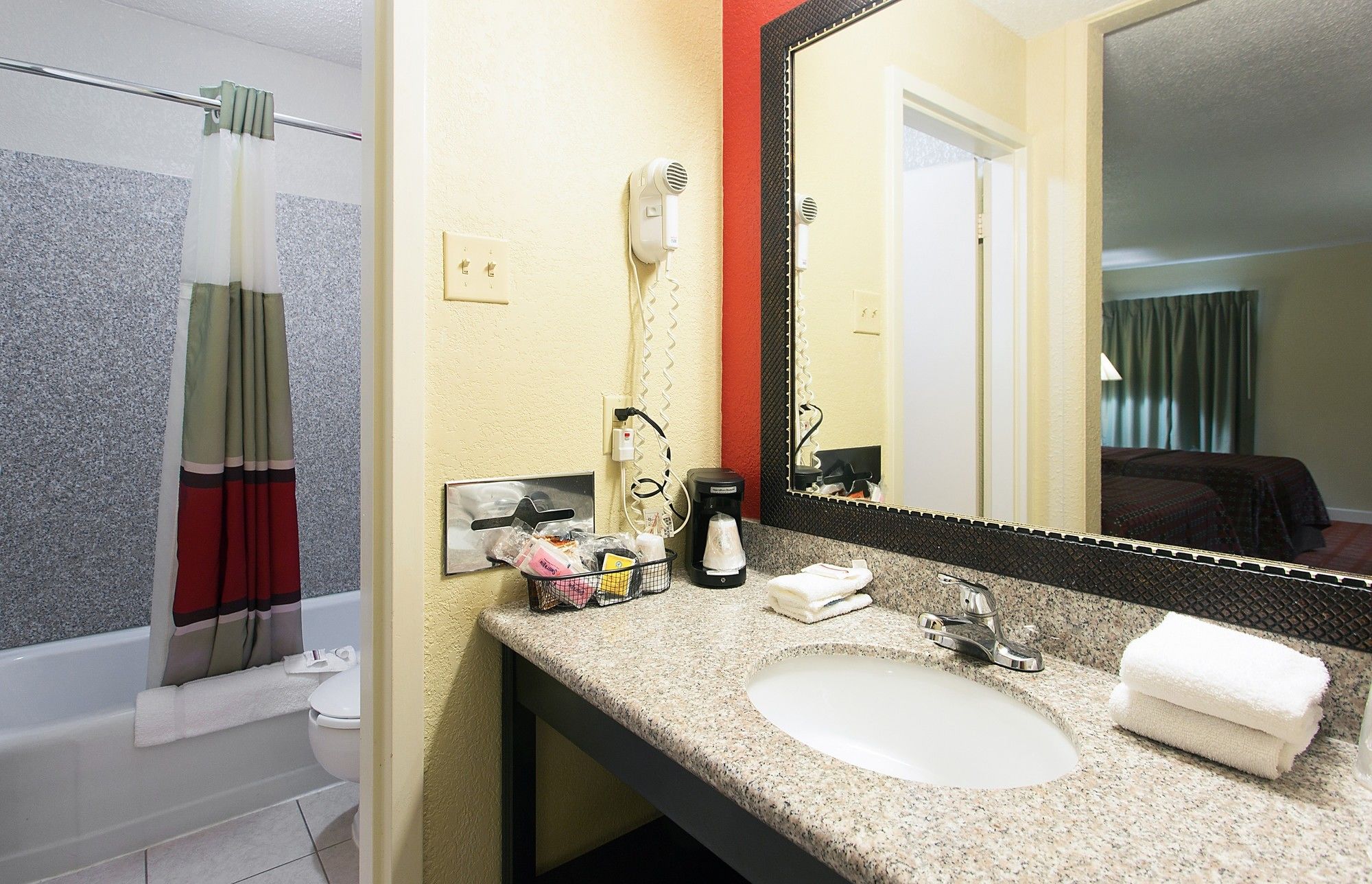 Фото Red Roof Inn Hot Springs