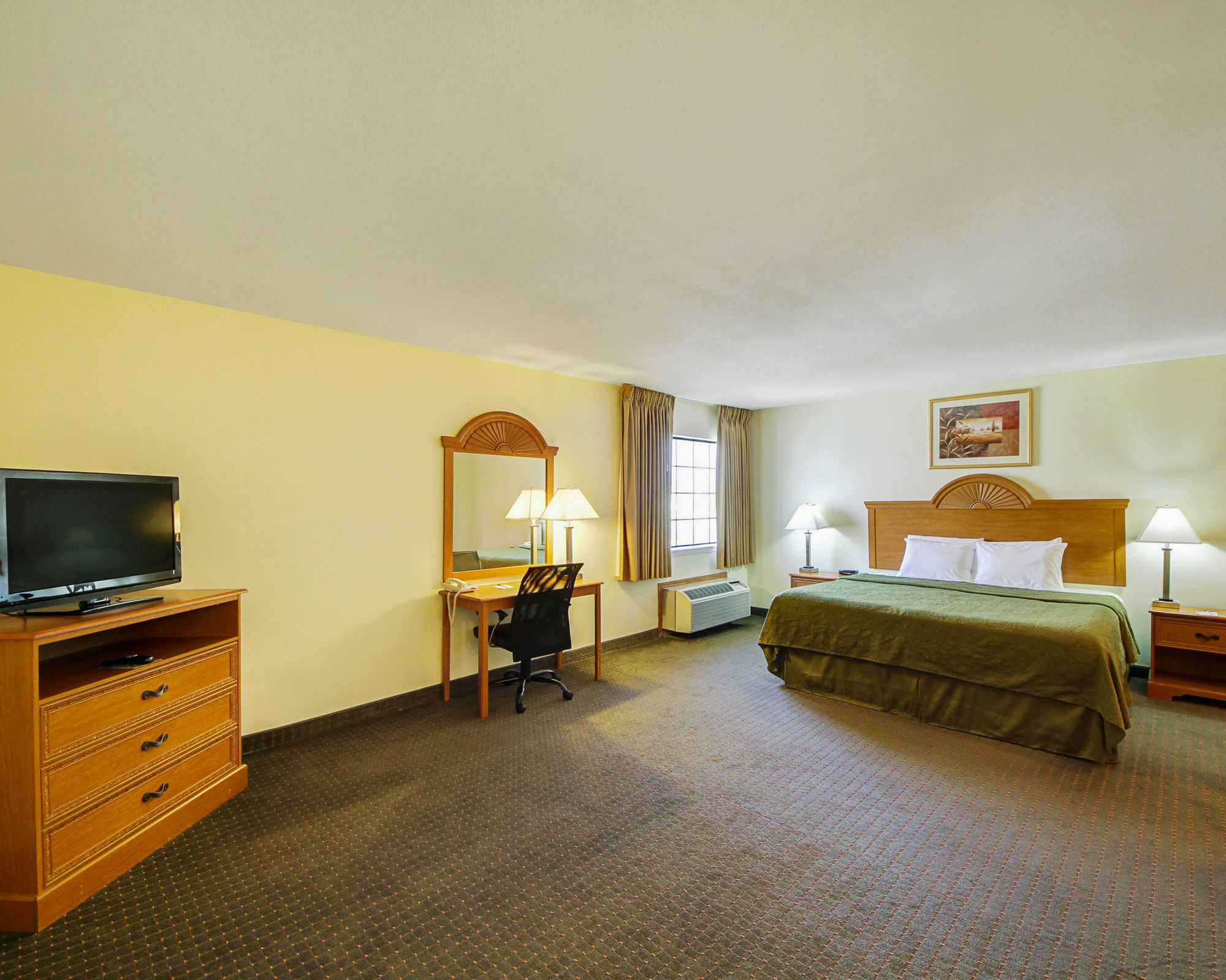 Фото Americas Best Value Inn Pharr