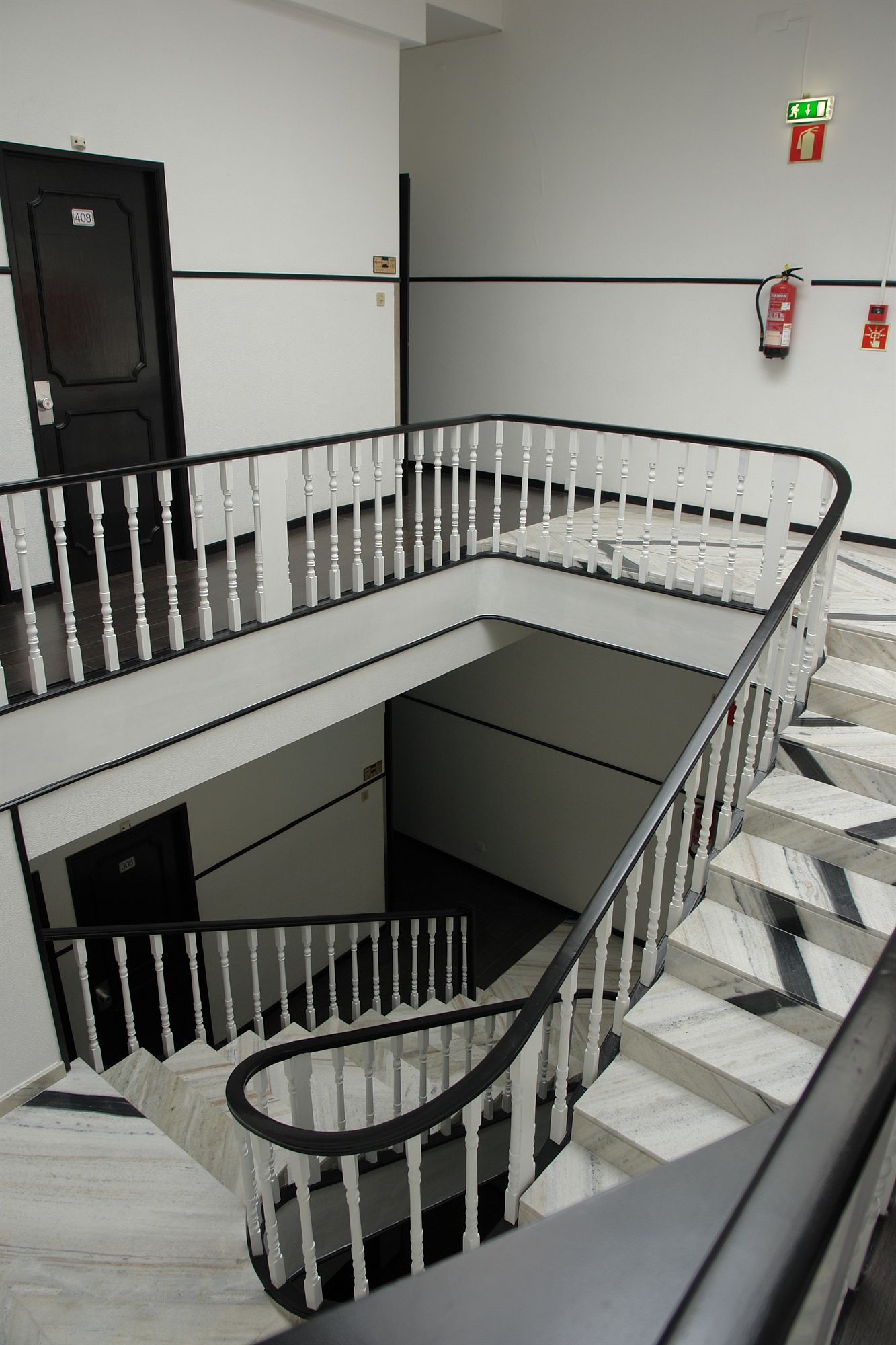 Фото Hotel Universal