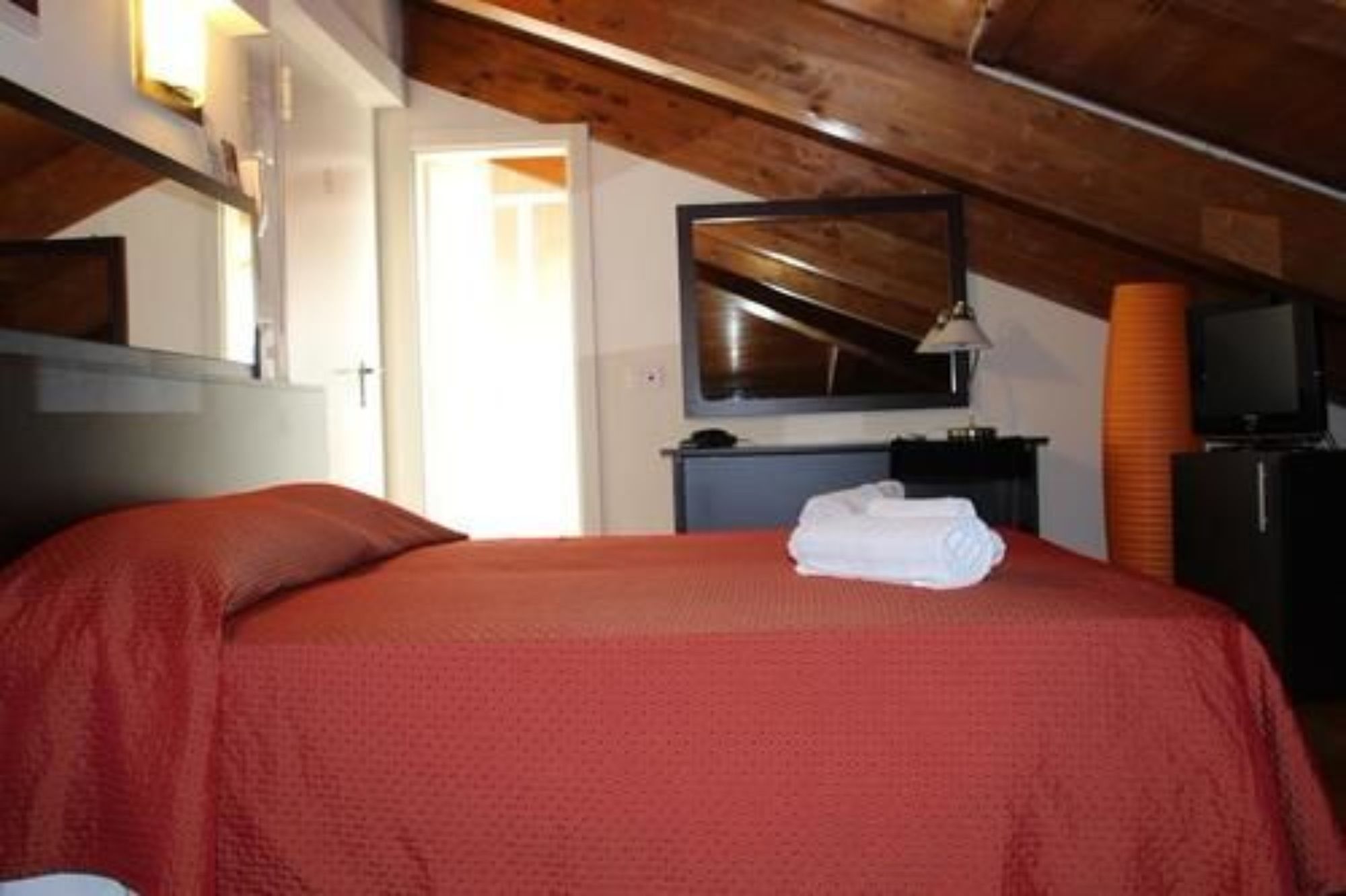 Фото Hotel Alibì