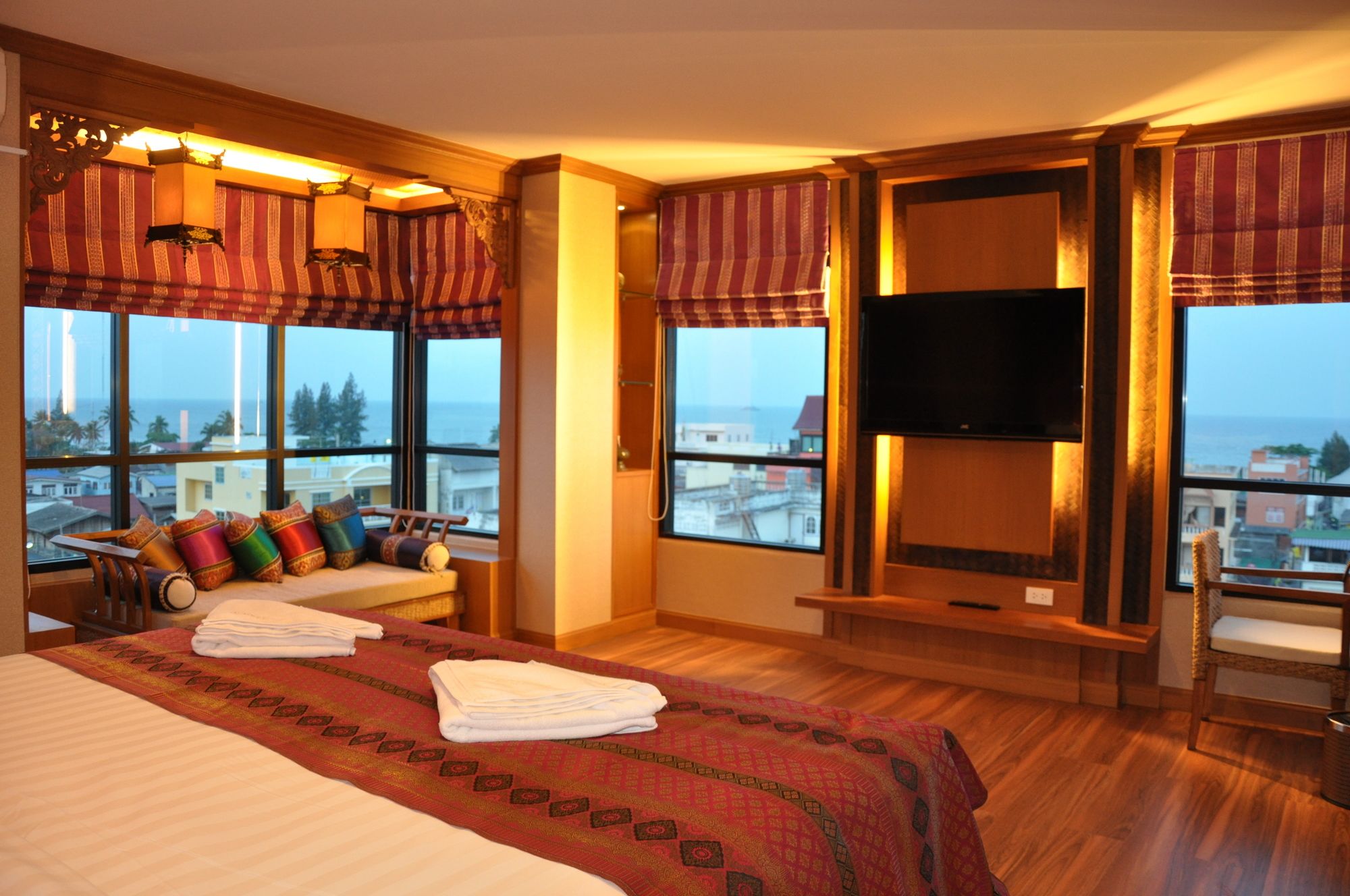 Фото Chalelarn Hotel Hua Hin