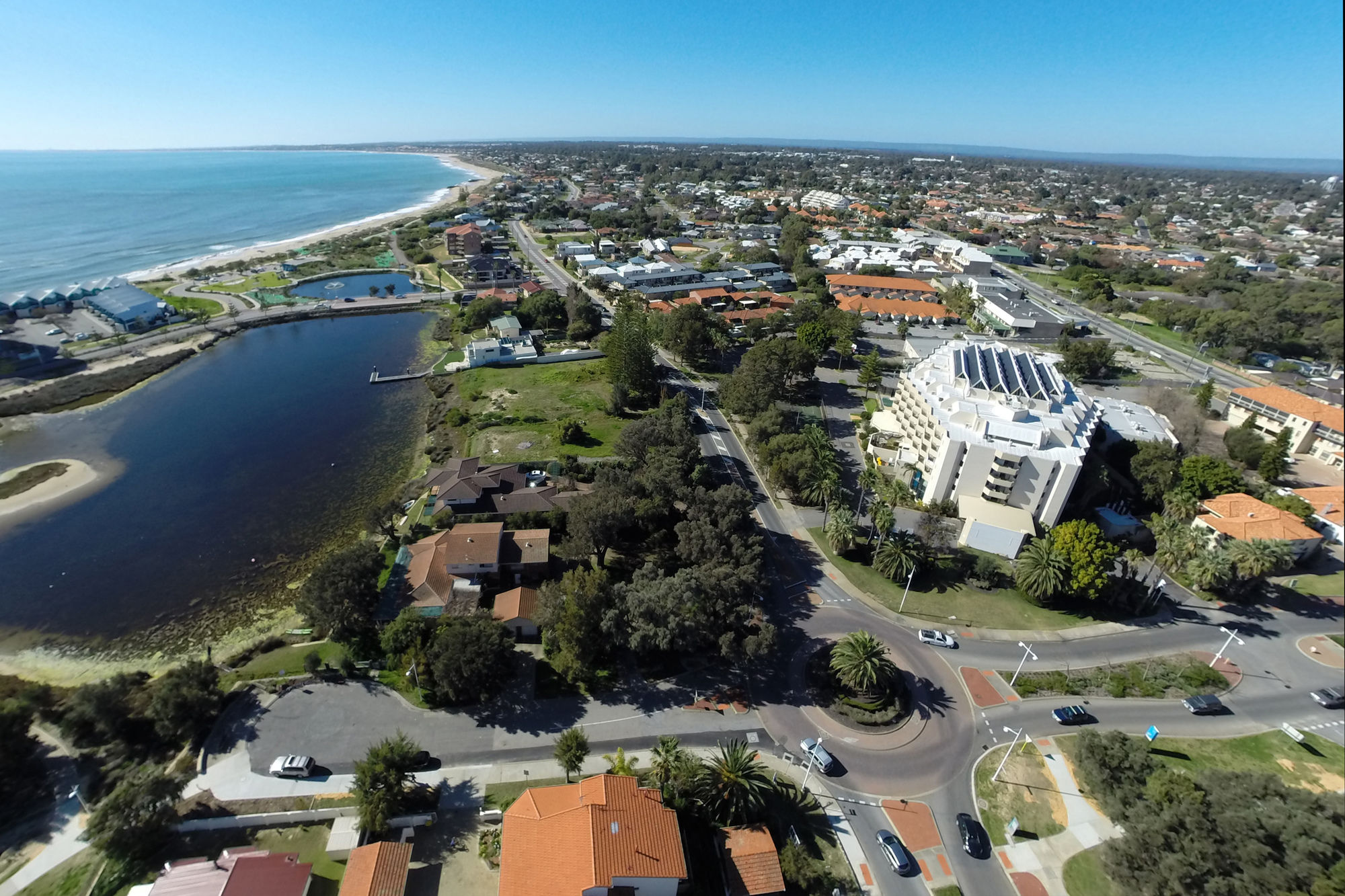 Фото Atrium Hotel Mandurah