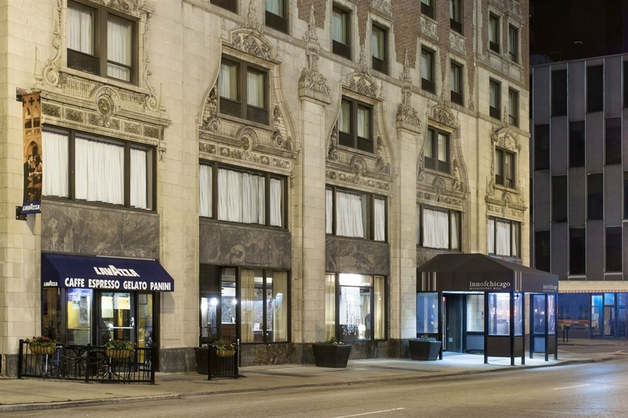 Фото отеля 1