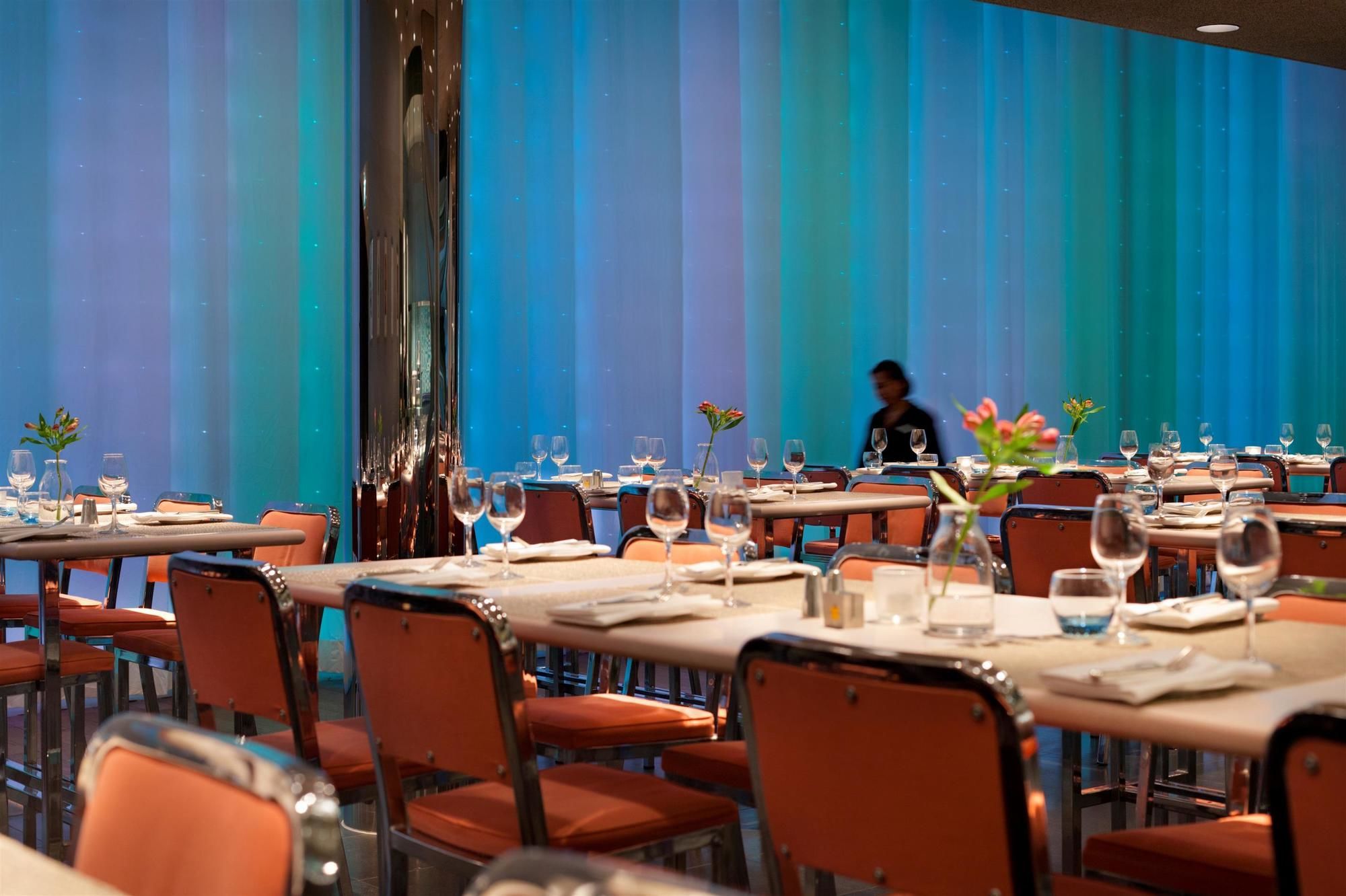 Фото Отель Plaza Premium Grand Winston