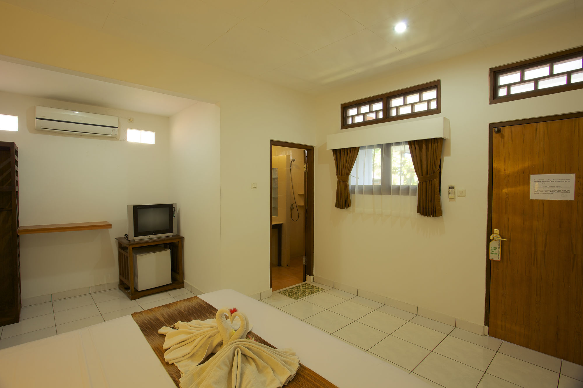 Фото Ayu Lili Garden Hotel