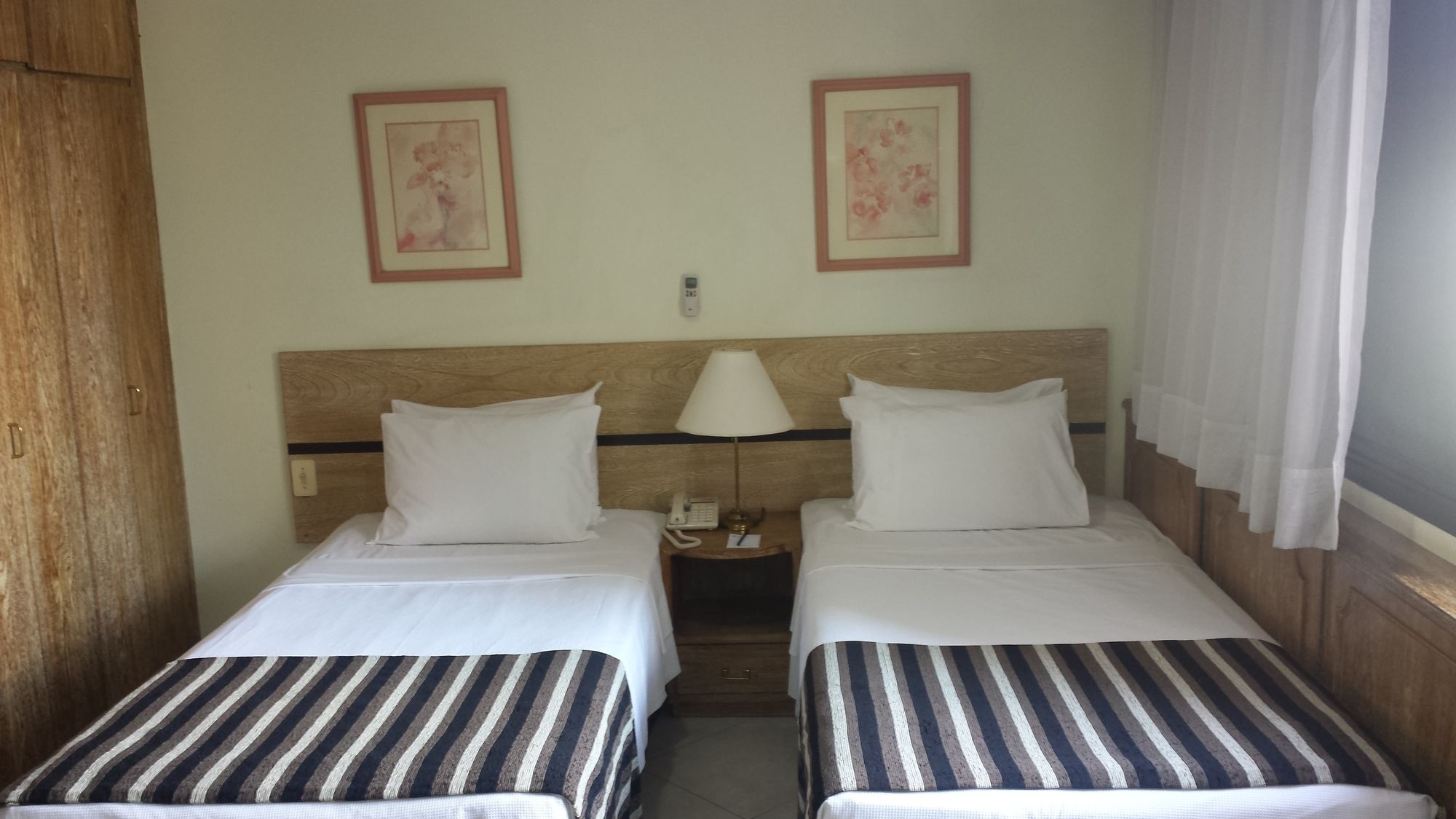 Фото The Landmark Residence - Oficial