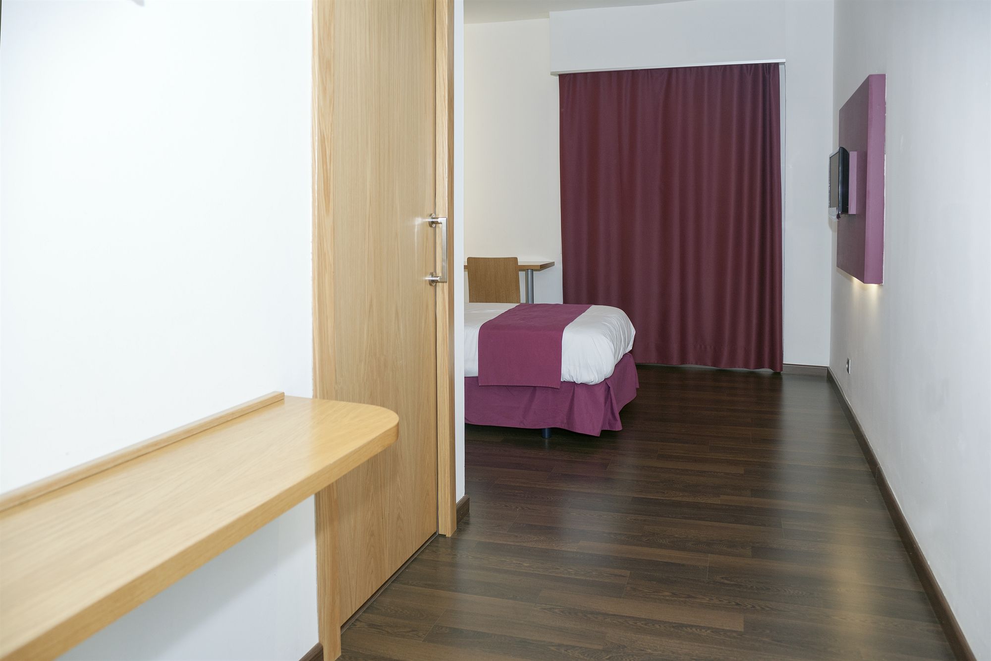 Фото Hotel Jatorrena