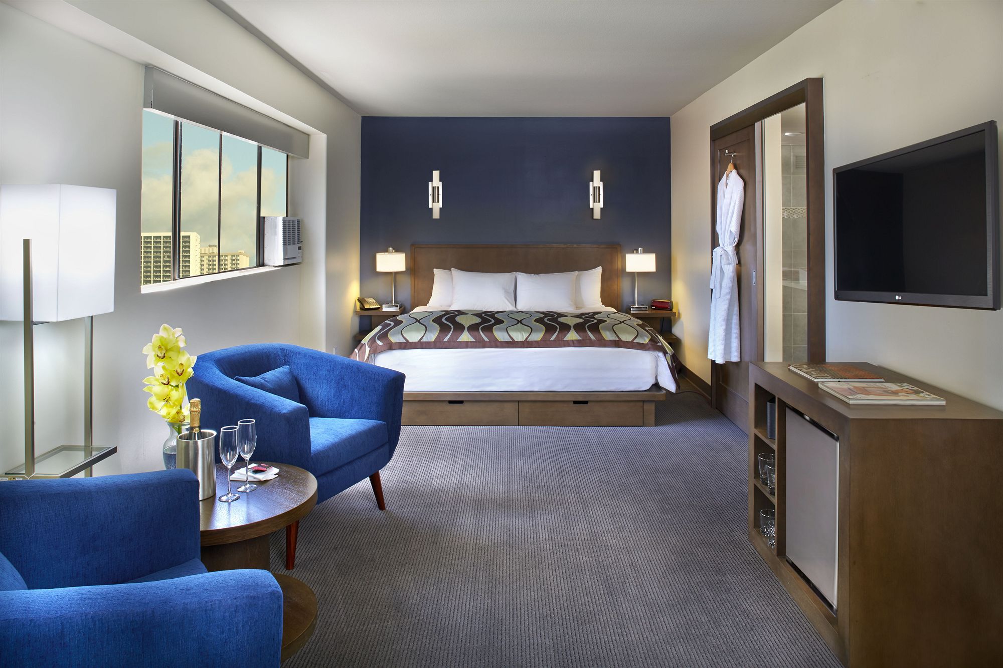 Фото Vive Hotel Waikiki