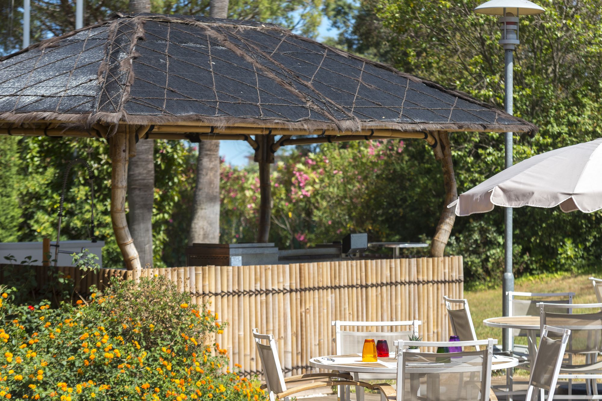 Фото Отель Mercure Hyeres Centre