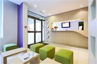 Фото Kyriad Paris 10 - Canal Saint Martin - Republique